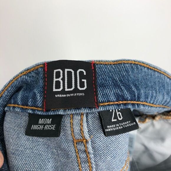 BDG Urban Outfitters Mom High-Rise Destroyed Jeans Size Womens 26 - Picture 8 of 10